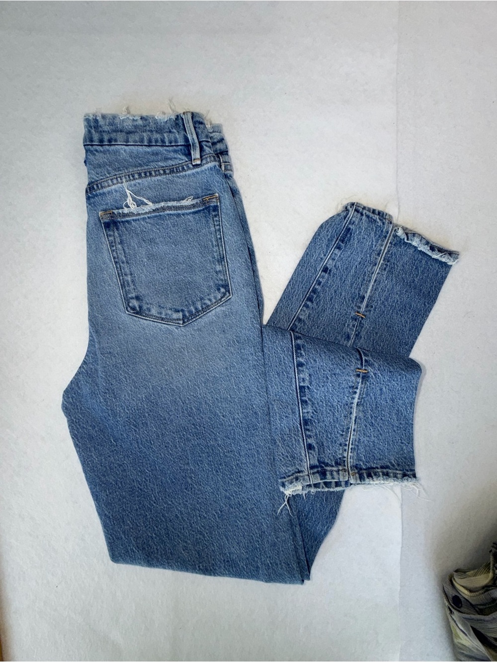 Good American Twisted Slit Ankle Button Fly Distressed Jeans Classic High-Rise